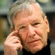Amos Oz